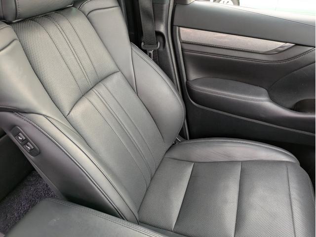 アルファード ３．５エグゼクティブラウンジＳ　モデリスタエアロ　ツインサンルーフ　両側Ｐスラ　電動リアゲート　９．２インチメーカーナビ　１２．１フリップダウンモニター　アラウンドビュー　　デジタルインナーミラー　本革シート　セーフティーセンスＰ（20枚目）