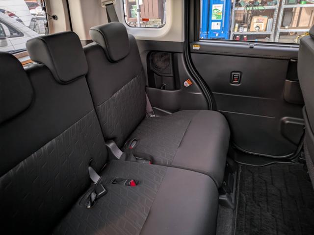 タンク カスタムＧ－Ｔ　禁煙車／両側Ｐスライド／ＴＲＤエアロ／クルコン／ＥＴＣ２．０／ステリモ／パノラミックビューモニター／９インチ純正ナビ／フルセグＴＶ／Ｂｌｕｅｔｏｏｔｈ接続／純正アルミ／ＬＥＤライト／オートライト（10枚目）