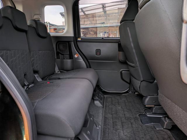 タンク カスタムＧ－Ｔ　禁煙車／両側Ｐスライド／ＴＲＤエアロ／クルコン／ＥＴＣ２．０／ステリモ／パノラミックビューモニター／９インチ純正ナビ／フルセグＴＶ／Ｂｌｕｅｔｏｏｔｈ接続／純正アルミ／ＬＥＤライト／オートライト（11枚目）