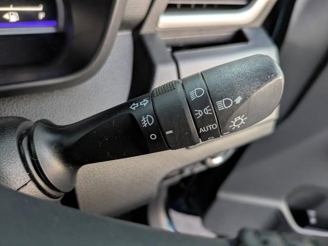 タンク カスタムＧ－Ｔ　禁煙車／両側Ｐスライド／ＴＲＤエアロ／クルコン／ＥＴＣ２．０／ステリモ／パノラミックビューモニター／９インチ純正ナビ／フルセグＴＶ／Ｂｌｕｅｔｏｏｔｈ接続／純正アルミ／ＬＥＤライト／オートライト（21枚目）