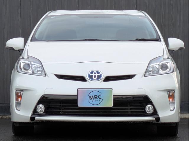 プリウス S スマートキー/Pスタート/バックカメラ/SDナビ/フルセグTV/Bluetooth接続/禁煙車/オートライト/ETC/フォグライト(6枚目)