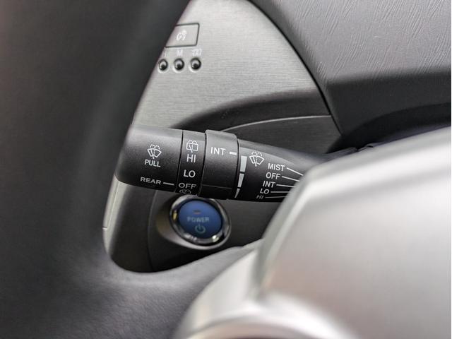 プリウス S スマートキー/Pスタート/バックカメラ/SDナビ/フルセグTV/Bluetooth接続/禁煙車/オートライト/ETC/フォグライト(16枚目)