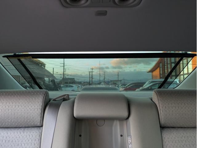 クラウンハイブリッド スペシャルエディション　レーダークルコン／サイド・バックカメラ／パワーシート／シートメモリー／純正ＨＤＤナビ／プッシュスタート／Ｂｌｕｅｔｏｏｔｈ接続／ＥＴＣ／ＨＩＤヘッドライト／フルセグＴＶ（20枚目）