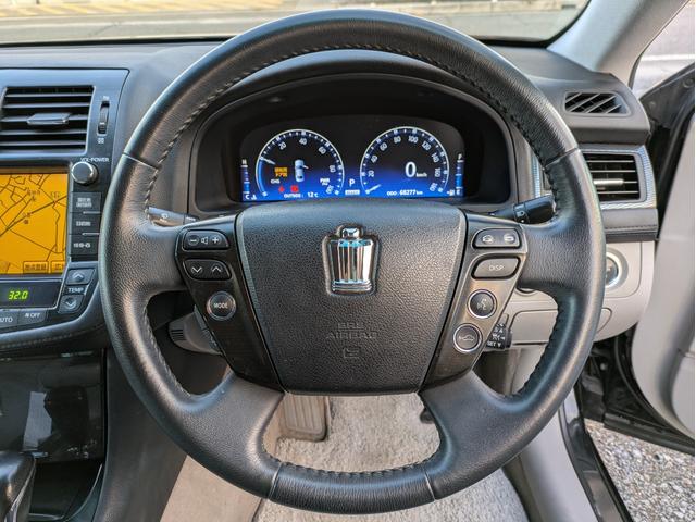 クラウンハイブリッド スペシャルエディション　レーダークルコン／サイド・バックカメラ／パワーシート／シートメモリー／純正ＨＤＤナビ／プッシュスタート／Ｂｌｕｅｔｏｏｔｈ接続／ＥＴＣ／ＨＩＤヘッドライト／フルセグＴＶ（29枚目）