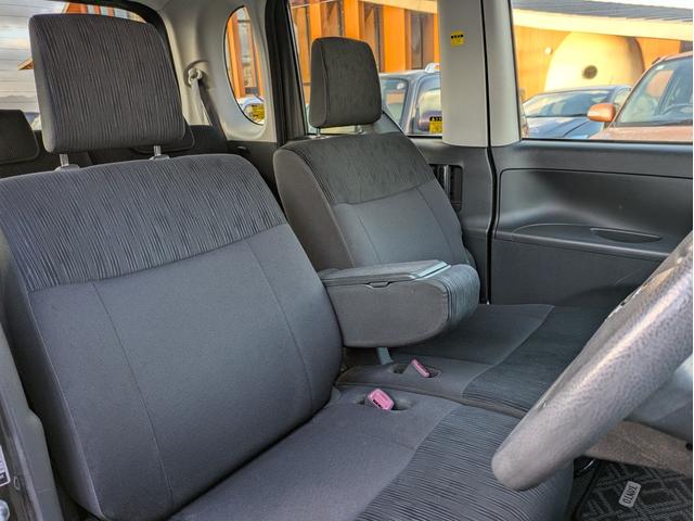 タント カスタムＸスペシャル　片側パワースライド／フルセグＴＶ／純正アルミ／ＥＴＣ／Ｂｌｕｅｔｏｏｔｈ接続／キーレス／スマートキ／ＨＩＤライト／フォグライト／アイドリングストップ／ＳＤナビ／フルフラット（12枚目）