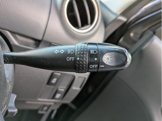 タント カスタムＸスペシャル　片側パワースライド／フルセグＴＶ／純正アルミ／ＥＴＣ／Ｂｌｕｅｔｏｏｔｈ接続／キーレス／スマートキ／ＨＩＤライト／フォグライト／アイドリングストップ／ＳＤナビ／フルフラット（28枚目）