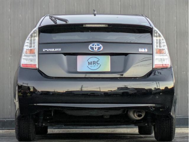 プリウス Ｇ　Ｐスタート／スマートキー／クルコン／バックカメラ／ＥＴＣ／社外ＨＤＤナビ／ドラレコ／Ｂｌｕｅｔｏｏｔｈ／フルセグＴＶ／ステリモ／フォグライト／革巻きハンドル／純正アルミ（7枚目）