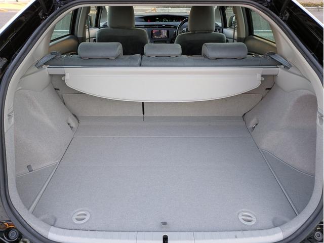 プリウス Ｇ　Ｐスタート／スマートキー／クルコン／バックカメラ／ＥＴＣ／社外ＨＤＤナビ／ドラレコ／Ｂｌｕｅｔｏｏｔｈ／フルセグＴＶ／ステリモ／フォグライト／革巻きハンドル／純正アルミ（20枚目）