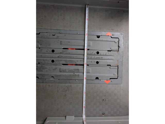 NV350キャラバンバン 4ドアバン2.5DTチェアキャブM仕様 4WD 福祉車両・車イス2基仕様/ワンオーナー/福祉車両/禁煙車/4WD/snowモード付/ヒートアップスイッチ/バックカメラ/ウォークスルー/キーレスエントリー/(36枚目)