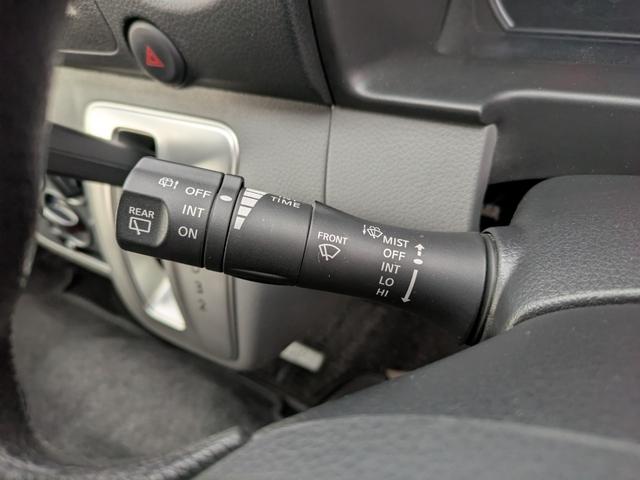 NV350キャラバンバン 4ドアバン2.5DTチェアキャブM仕様 4WD 福祉車両・車イス2基仕様/ワンオーナー/福祉車両/禁煙車/4WD/snowモード付/ヒートアップスイッチ/バックカメラ/ウォークスルー/キーレスエントリー/(41枚目)