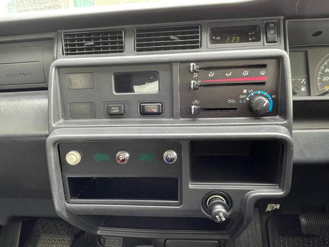 コンフォート 教習車/補助ブレーキ/補助メーター/補助ミラー/フットランプ/仮免許ブラケット/TSS13/ガソリン車/AT(12枚目)