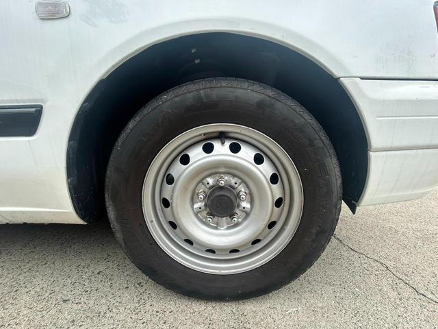 コンフォート 　教習車／補助ブレーキ／補助ミラー／フットランプ／ＴＳＳ１３Ｙ／ガソリン／ＡＴ車（46枚目）