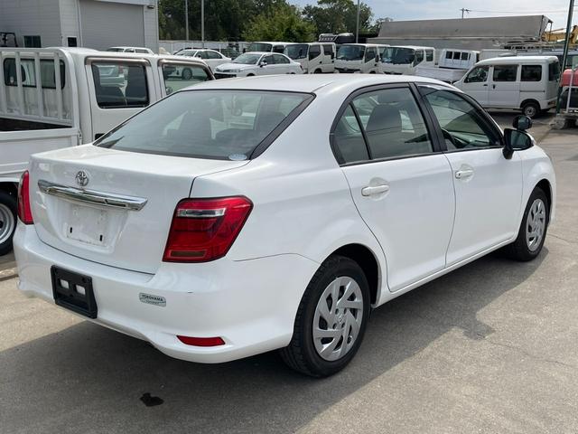 カローラアクシオ 　教習車／補助ブレーキ／補助ミラー／補助メーター／ＡＴ／ガソリン車／室内Ｗミラー／フットランプ／仮免許ブラケット／元８ナンバー／（4枚目）