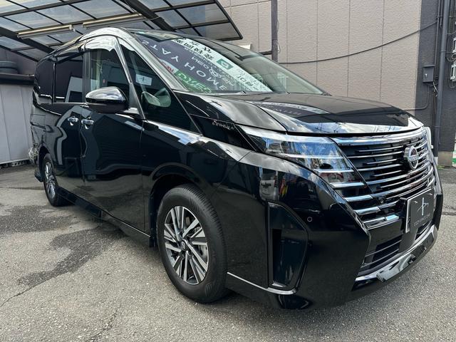 セレナ ｅ－パワー　ハイウェイスターＶ　ワンオーナー　１２．３型ナビ　禁煙車　プロパイロット　全周囲カメラ　寒冷地仕様　デジタルインナーミラー　置き型充電　後席モニター　ＴＶキャンセラー　両側パワースライドドア　シートヒーター（2枚目）