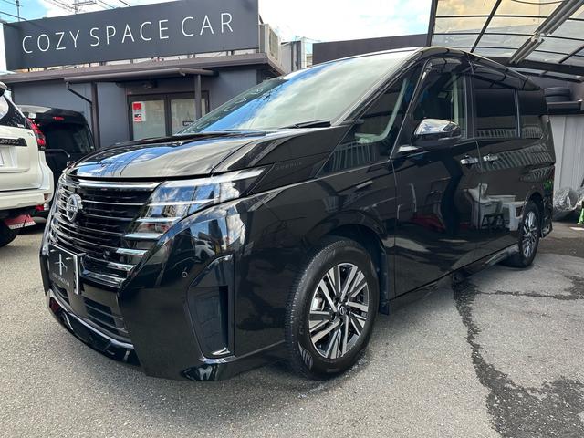 セレナ ｅ－パワー　ハイウェイスターＶ　ワンオーナー　１２．３型ナビ　禁煙車　プロパイロット　全周囲カメラ　寒冷地仕様　デジタルインナーミラー　置き型充電　後席モニター　ＴＶキャンセラー　両側パワースライドドア　シートヒーター（6枚目）