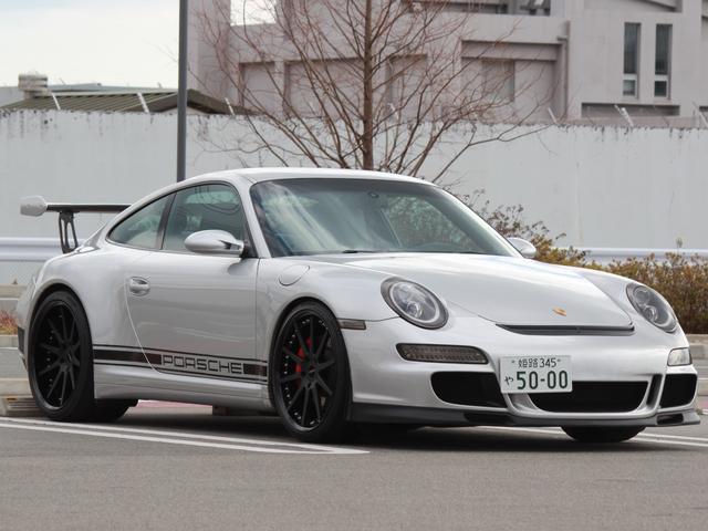 ９１１カレラ４Ｓ　９９７カレラ４Ｓ　３８００ｃｃ　高級２０インチＡＷ　４ＷＤのワイドボディ　吸排気　快音チタン製４本出しマフラー　９９１型ＬＥＤヘッドライト　ＧＴ３バンパー　カーボンＧＴウイング　各所ＬＥＤ(2枚目)