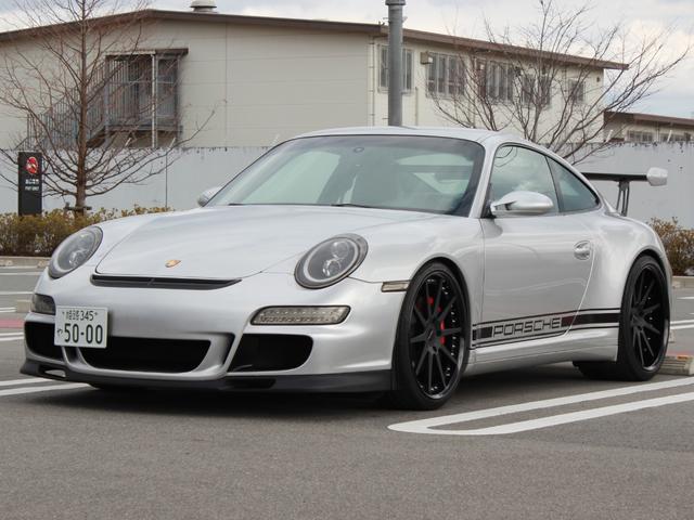 ９１１カレラ４Ｓ　９９７カレラ４Ｓ　３８００ｃｃ　高級２０インチＡＷ　４ＷＤのワイドボディ　吸排気　快音チタン製４本出しマフラー　９９１型ＬＥＤヘッドライト　ＧＴ３バンパー　カーボンＧＴウイング　各所ＬＥＤ(3枚目)