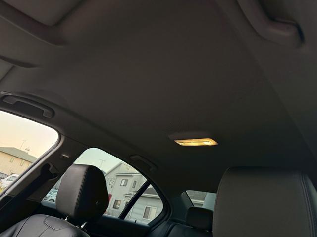 3シリーズ 320iラグジュアリー 6速マニュアル!!(12枚目)