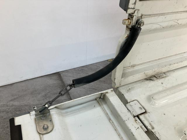 ハイゼットトラック エアコン・パワステ　スペシャル　４ＷＤ　５ＭＴ　車検整備付　パートタイム４ＷＤ　エアコン　パワーステアリング　ＡＭ／ＦＭラジオ（40枚目）