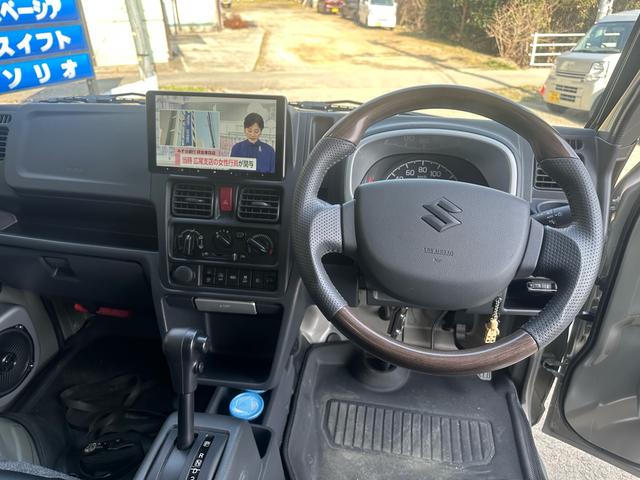 スーパーキャリイ Ｘ　４ＷＤ　４インチアップ　ＴＥ３７ＫＣＲ　オープンカントリー　キーレス　ＬＥＤヘッドライト　ＬＥＤフォグ　フローティングナビ　ＥＴＣ　バックカメラ　ドラレコ　社外スピーカー　バッフル（26枚目）