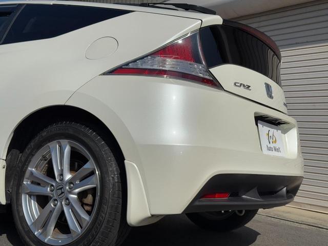 ＣＲ－Ｚ α　ガラスルーフ　レザーシート　シートヒーター　スマートキー　純正ナビ　バックカメラ　ＤＴＶ　オートライト　ディスチャージ　クルーズコントロール　純正１６インチＡＷ　ＥＴＣ　パドルシフト　革巻ステアリング（52枚目）