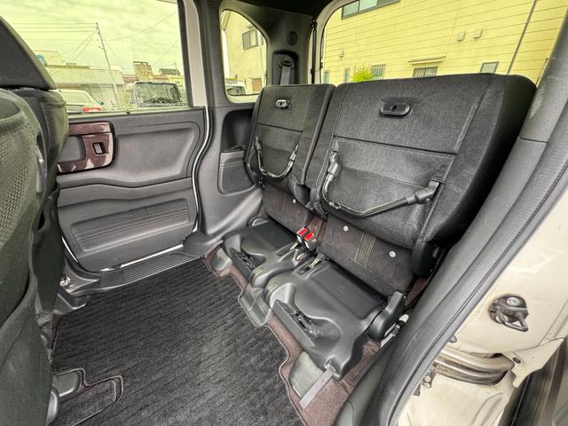 Ｎ－ＢＯＸカスタム Ｇ・Ｌホンダセンシング　１オーナー　衝突軽減ブレーキ　パワースライド　純正ナビ　バックカメラ　フルセグ　ＢＬＵＥＴＯＯＴＨ　スマートキー　プッシュスタート　オートライト　ＬＥＤヘッドライト＆フォグ　リアシェード　ＩＳＯＦＩＸ（14枚目）