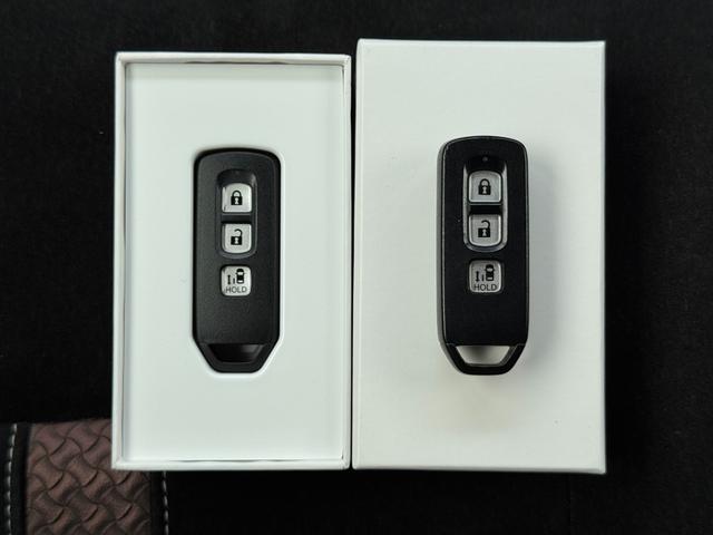 Ｎ－ＢＯＸカスタム Ｇ・Ｌホンダセンシング　１オーナー　衝突軽減ブレーキ　パワースライド　純正ナビ　バックカメラ　フルセグ　ＢＬＵＥＴＯＯＴＨ　スマートキー　プッシュスタート　オートライト　ＬＥＤヘッドライト＆フォグ　リアシェード　ＩＳＯＦＩＸ（28枚目）