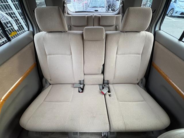 TOYOTA ISIS G
