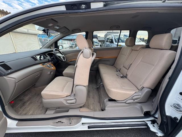 TOYOTA ISIS G