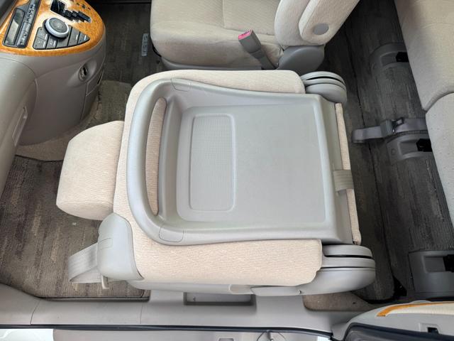 TOYOTA ISIS G