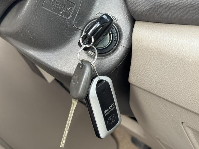 TOYOTA ISIS G
