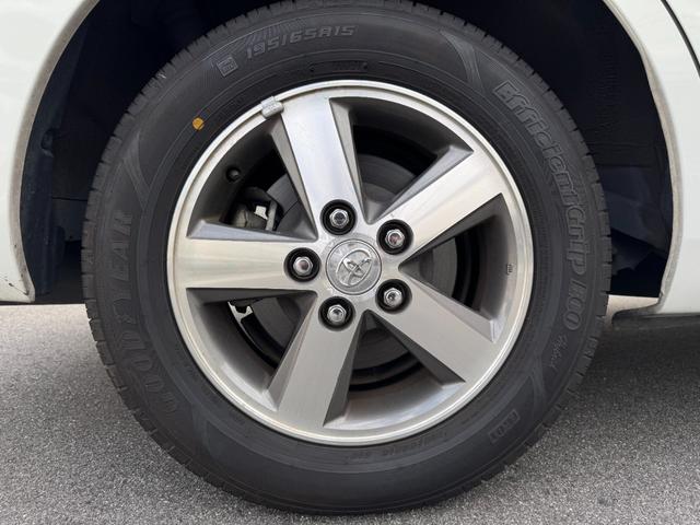 TOYOTA ISIS G