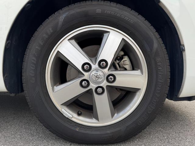 TOYOTA ISIS G