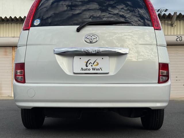 TOYOTA ISIS G