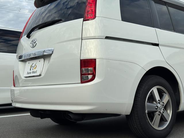 TOYOTA ISIS G