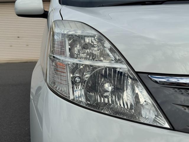 TOYOTA ISIS G