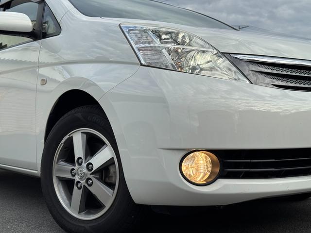 TOYOTA ISIS G