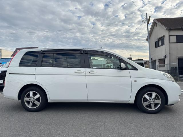 TOYOTA ISIS G