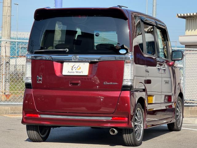 N-BOXカスタム G ターボSSパッケージ 無限マフラー 無限グリル 零1000チャンバー 両側電動スライド ナビ バックカメラ Bluetooth DTV スマートキー オートライト ディスチャージ パドルシフト 革巻ステアリング 特別仕様車(5枚目)