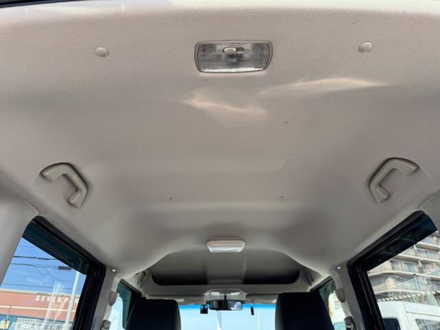 N-BOXカスタム G ターボSSパッケージ 無限マフラー 無限グリル 零1000チャンバー 両側電動スライド ナビ バックカメラ Bluetooth DTV スマートキー オートライト ディスチャージ パドルシフト 革巻ステアリング 特別仕様車(7枚目)