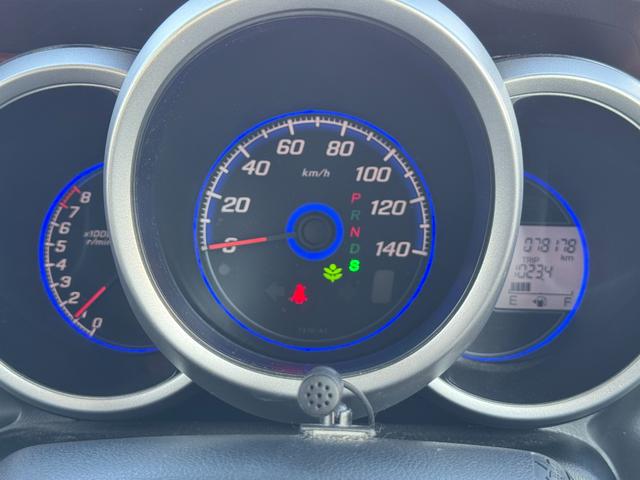 N-BOXカスタム G ターボSSパッケージ 無限マフラー 無限グリル 零1000チャンバー 両側電動スライド ナビ バックカメラ Bluetooth DTV スマートキー オートライト ディスチャージ パドルシフト 革巻ステアリング 特別仕様車(18枚目)