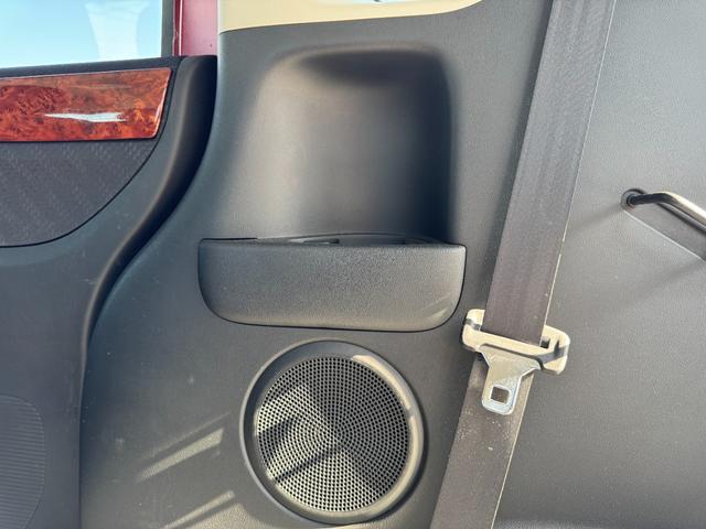 N-BOXカスタム G ターボSSパッケージ 無限マフラー 無限グリル 零1000チャンバー 両側電動スライド ナビ バックカメラ Bluetooth DTV スマートキー オートライト ディスチャージ パドルシフト 革巻ステアリング 特別仕様車(44枚目)