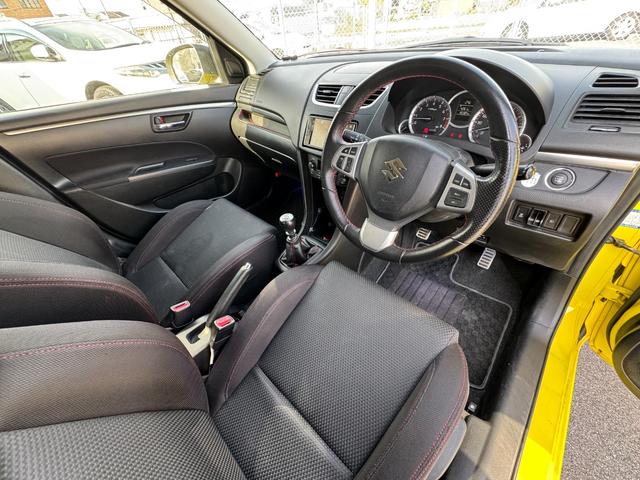 スイフトスポーツ ベースグレード 6速MT 純正フルエアロ 社外16インチホイール ディスプレイオーディオ BLUETOOTH スマートキー プッシュスタート オートライト ディスチャージ 革巻きステアリング デジタルミラー型ドラレコ(15枚目)