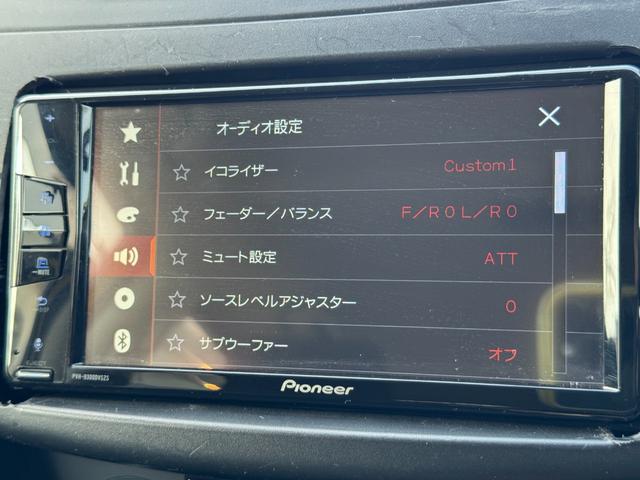 スイフトスポーツ ベースグレード 6速MT 純正フルエアロ 社外16インチホイール ディスプレイオーディオ BLUETOOTH スマートキー プッシュスタート オートライト ディスチャージ 革巻きステアリング デジタルミラー型ドラレコ(25枚目)