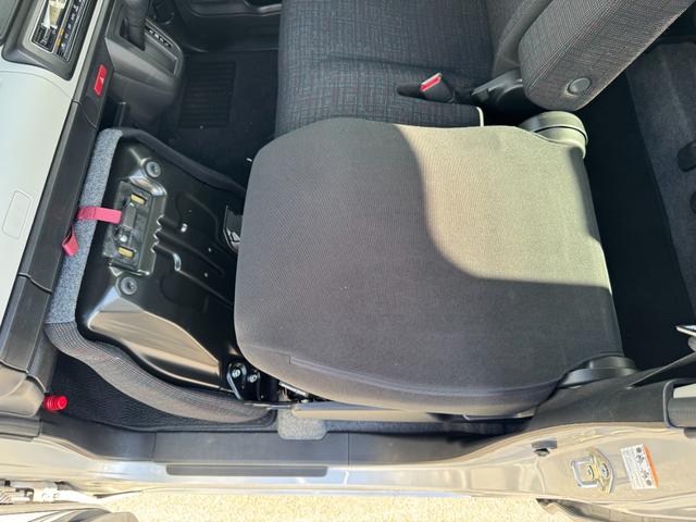 スペーシア ハイブリッドG デュアルカメラブレーキサポート 衝突軽減 両側スライドドア リアソナー ナビ バックカメラ BLUETOOTH USB接続端子 スマートキー プッシュS オートライト オートAC ETC ISOFIX(13枚目)