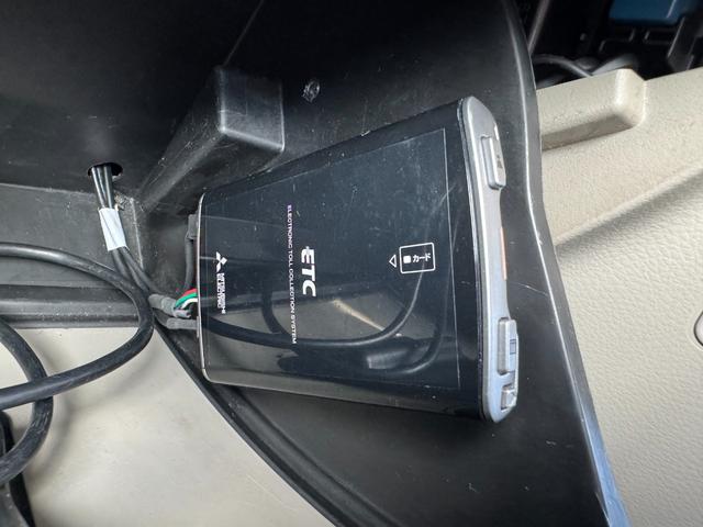 エブリイワゴン PZターボスペシャル 1オーナー デュアルカメラブレーキサポート 両側パワースライド リアソナー 純正ナビ バックカメラ BLUETOOTH フルセグTV スマートキー プッシュスタート ETC フットイルミ ISOFIX(24枚目)