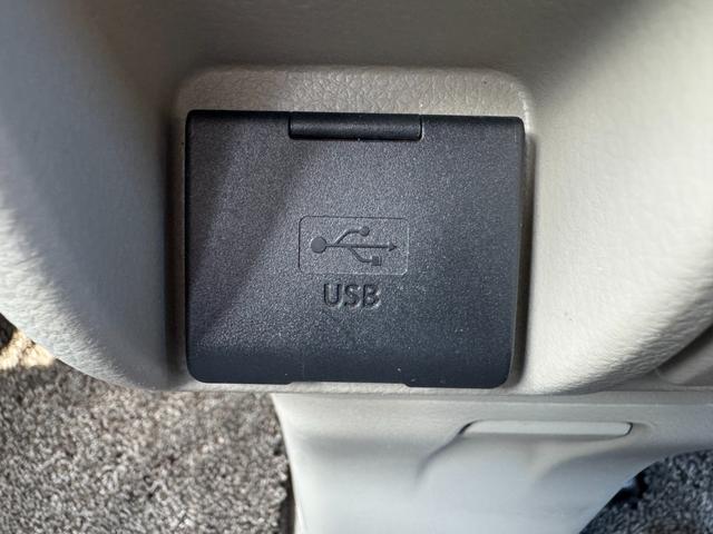 エブリイワゴン PZターボスペシャル 1オーナー デュアルカメラブレーキサポート 両側パワースライド リアソナー 純正ナビ バックカメラ BLUETOOTH フルセグTV スマートキー プッシュスタート ETC フットイルミ ISOFIX(31枚目)