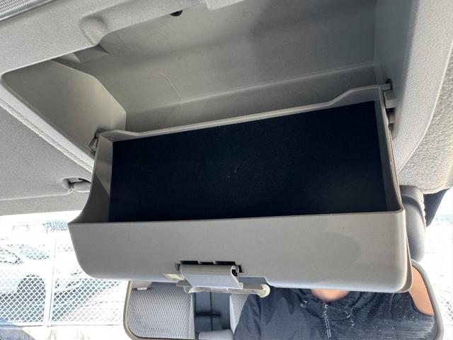 エブリイワゴン PZターボスペシャル 1オーナー デュアルカメラブレーキサポート 両側パワースライド リアソナー 純正ナビ バックカメラ BLUETOOTH フルセグTV スマートキー プッシュスタート ETC フットイルミ ISOFIX(34枚目)