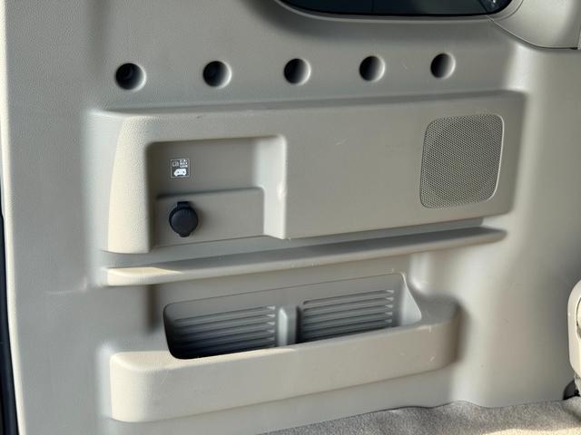 エブリイワゴン PZターボスペシャル 1オーナー デュアルカメラブレーキサポート 両側パワースライド リアソナー 純正ナビ バックカメラ BLUETOOTH フルセグTV スマートキー プッシュスタート ETC フットイルミ ISOFIX(39枚目)