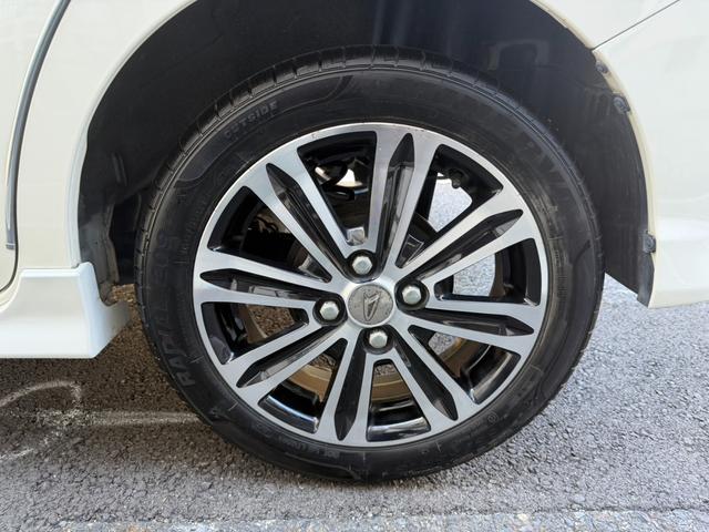 タント カスタムRS トップエディションSA SDナビゲーション フルセグテレビ バックカメラ DVD視聴可能 スマートキー プッシュスタート ETC 両側パワースライドドア ハーフレザーシート レーダーブレーキサポート 純正15インチアルミ(32枚目)